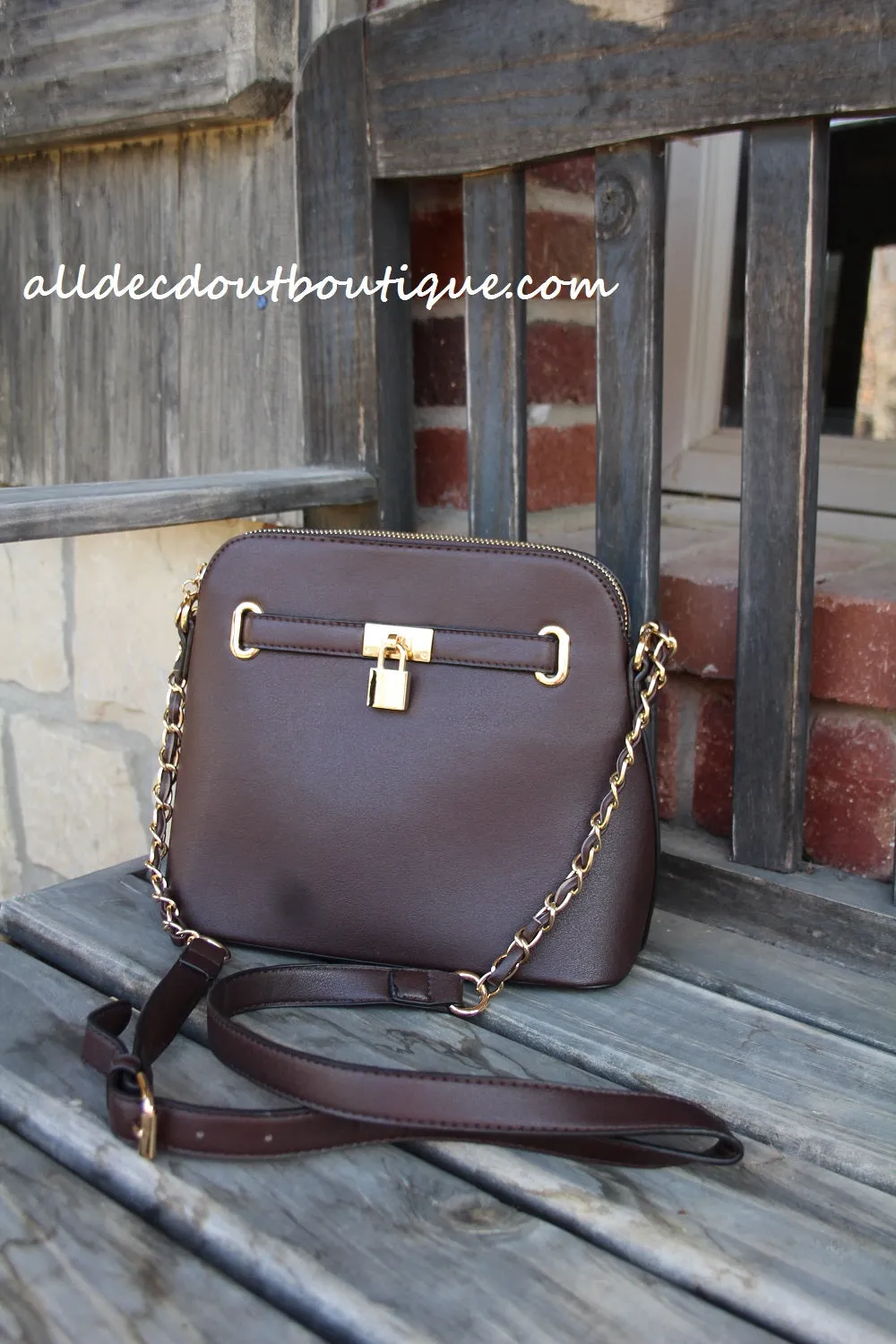 ADO | Classic Messenger Purse Brown