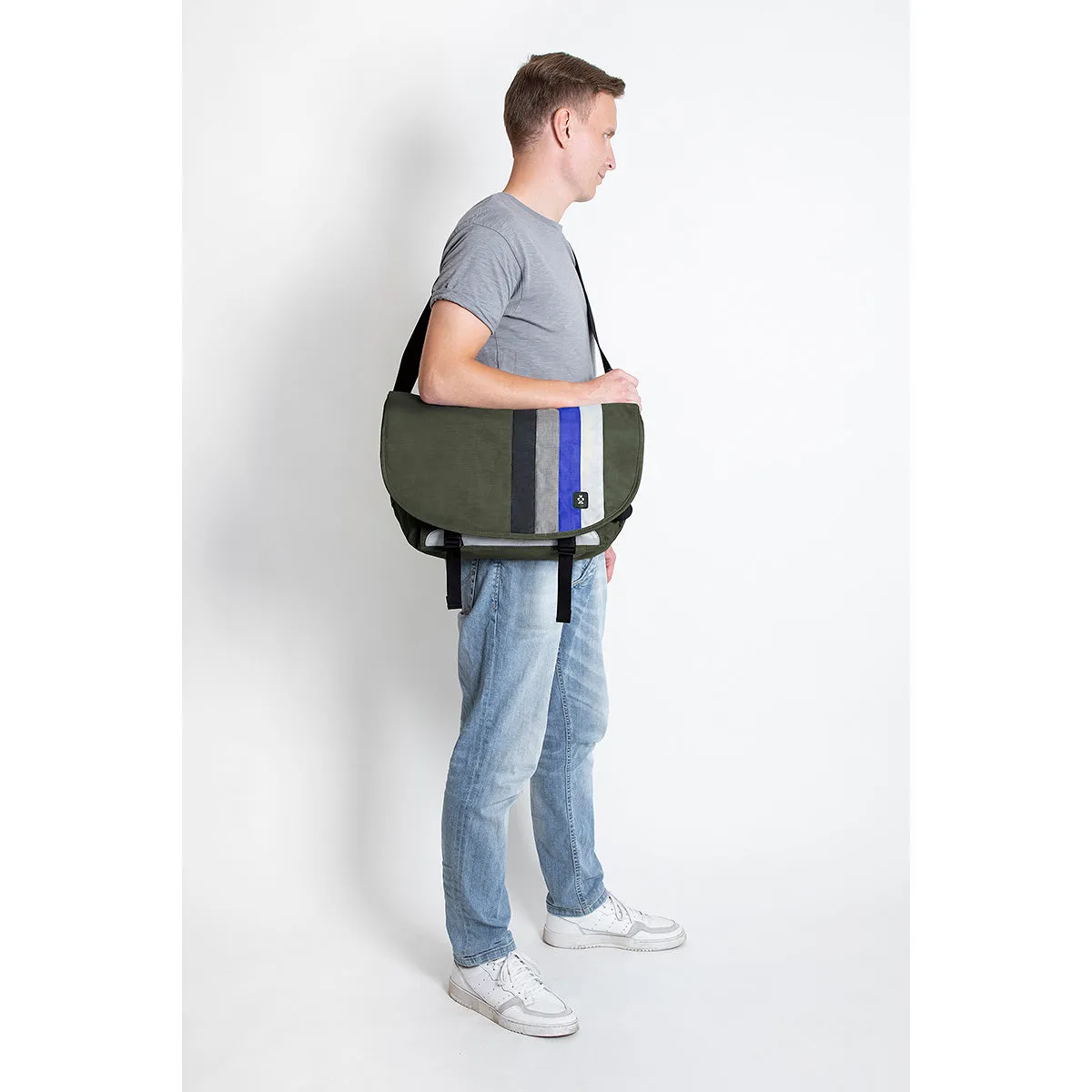 Dinky Di Messenger 16" Classic