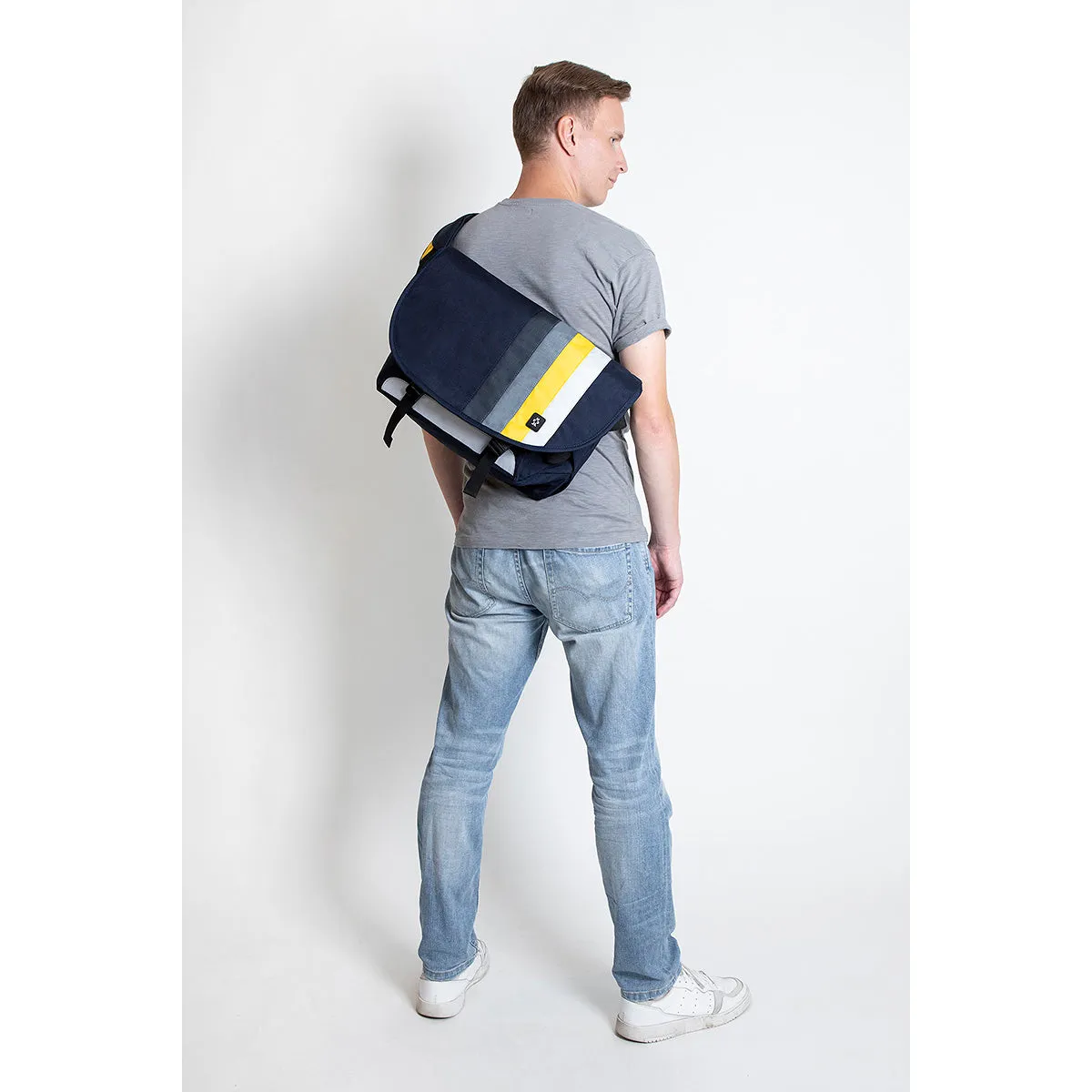 Dinky Di Messenger 16" Classic