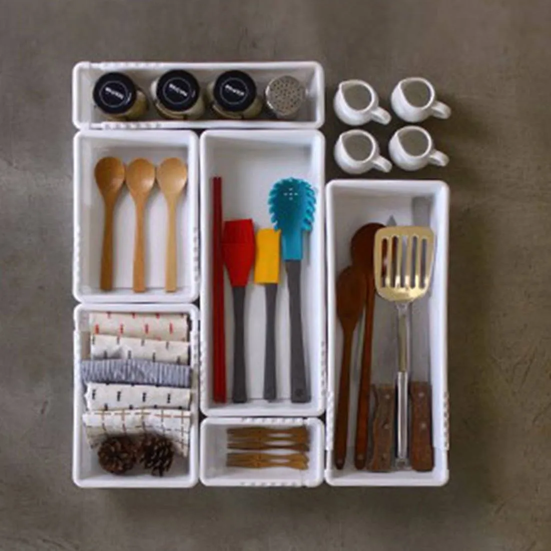 Expandable Drawers Organizer, Tidying Up with small boxes for organizing home (Pack of 4)