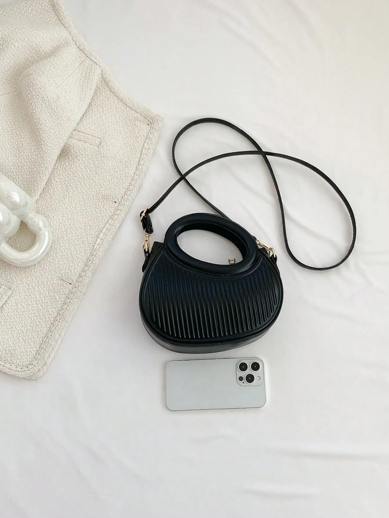 French hand-held one-shoulder Crossbody Bag - Black