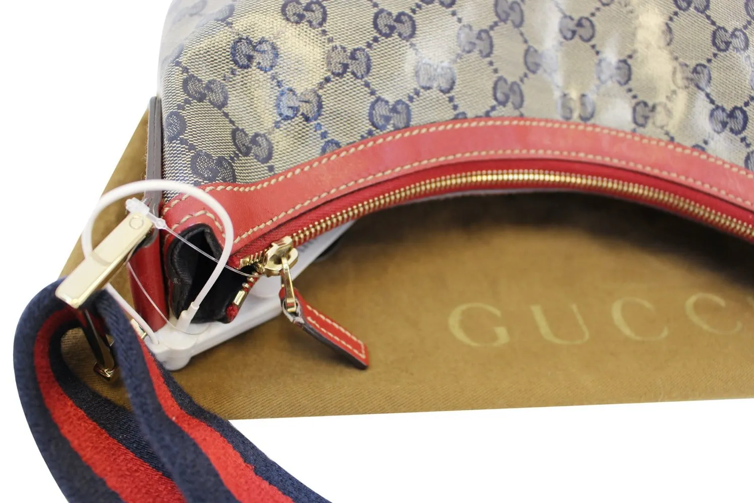GUCCI 181092 GG Canvas Red Navy Blue Messenger Bag