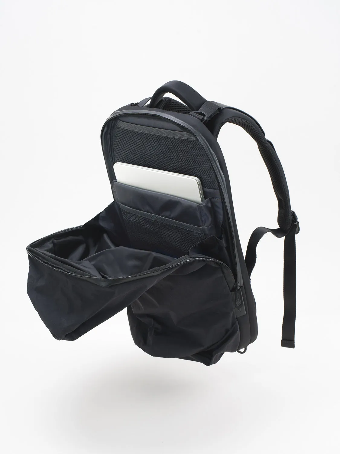 Ladon Komatsu Onibegie Nylon Black