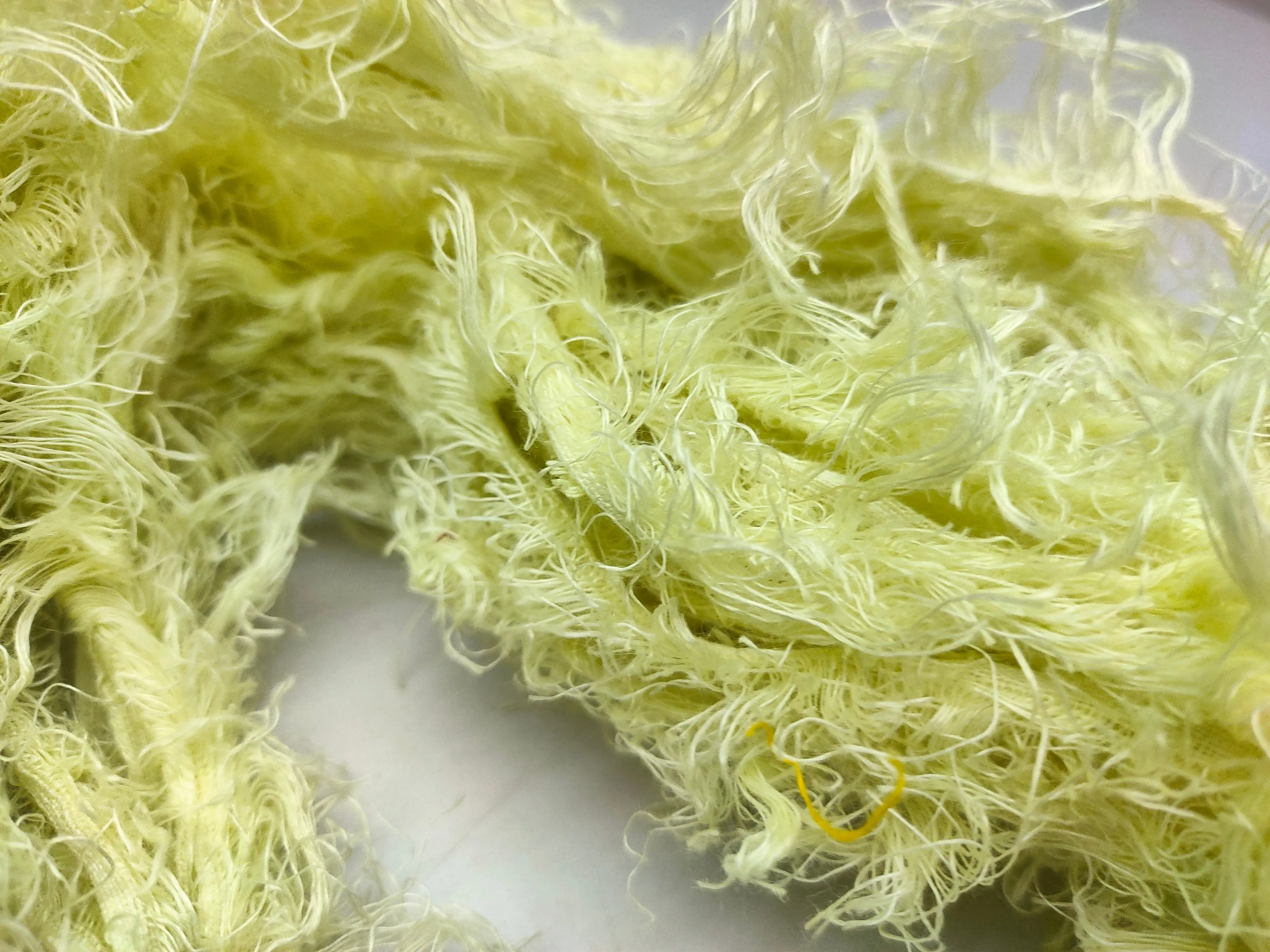 Linen Fuzzy Ribbon - Pista