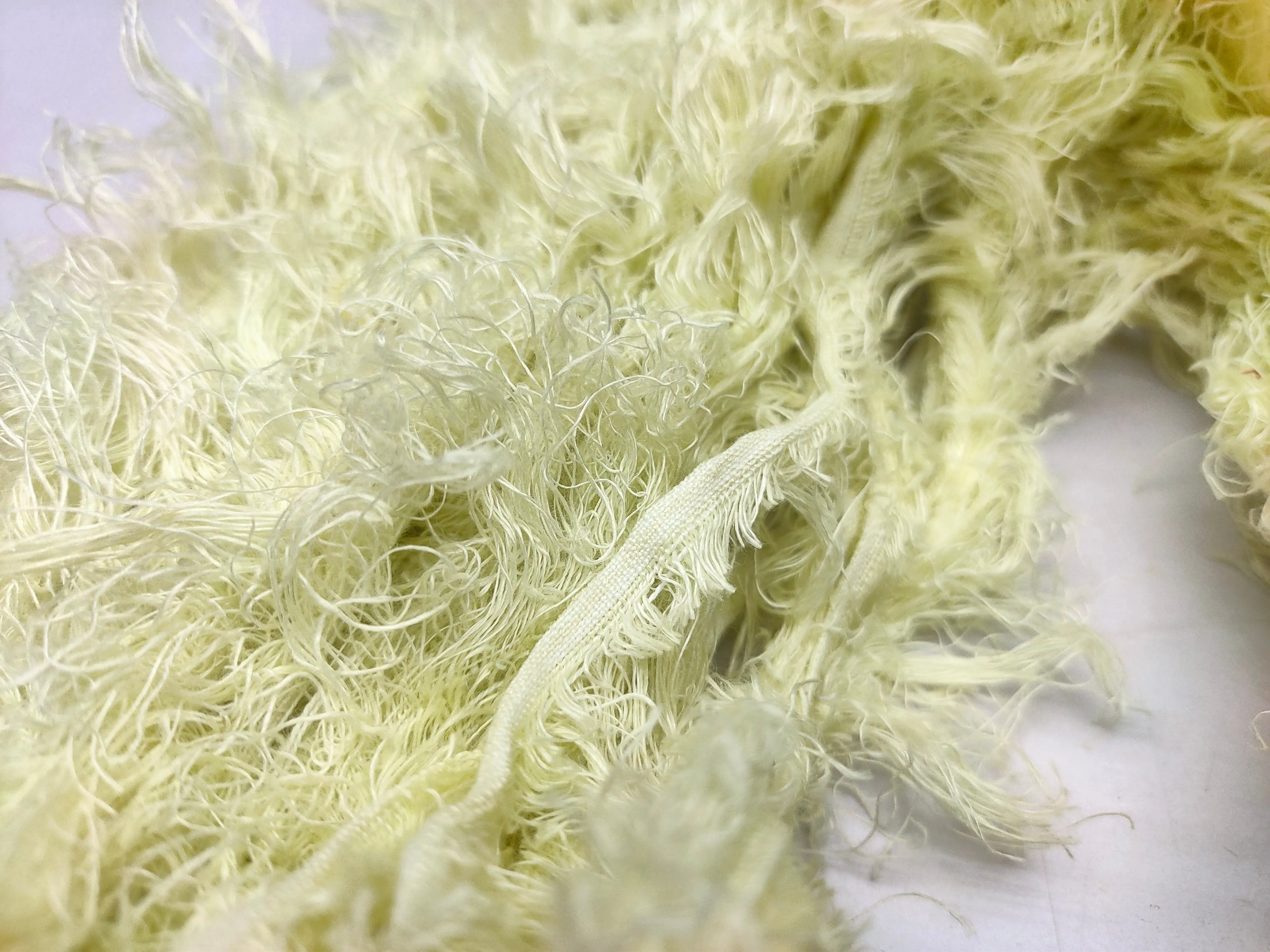 Linen Fuzzy Ribbon - Pista