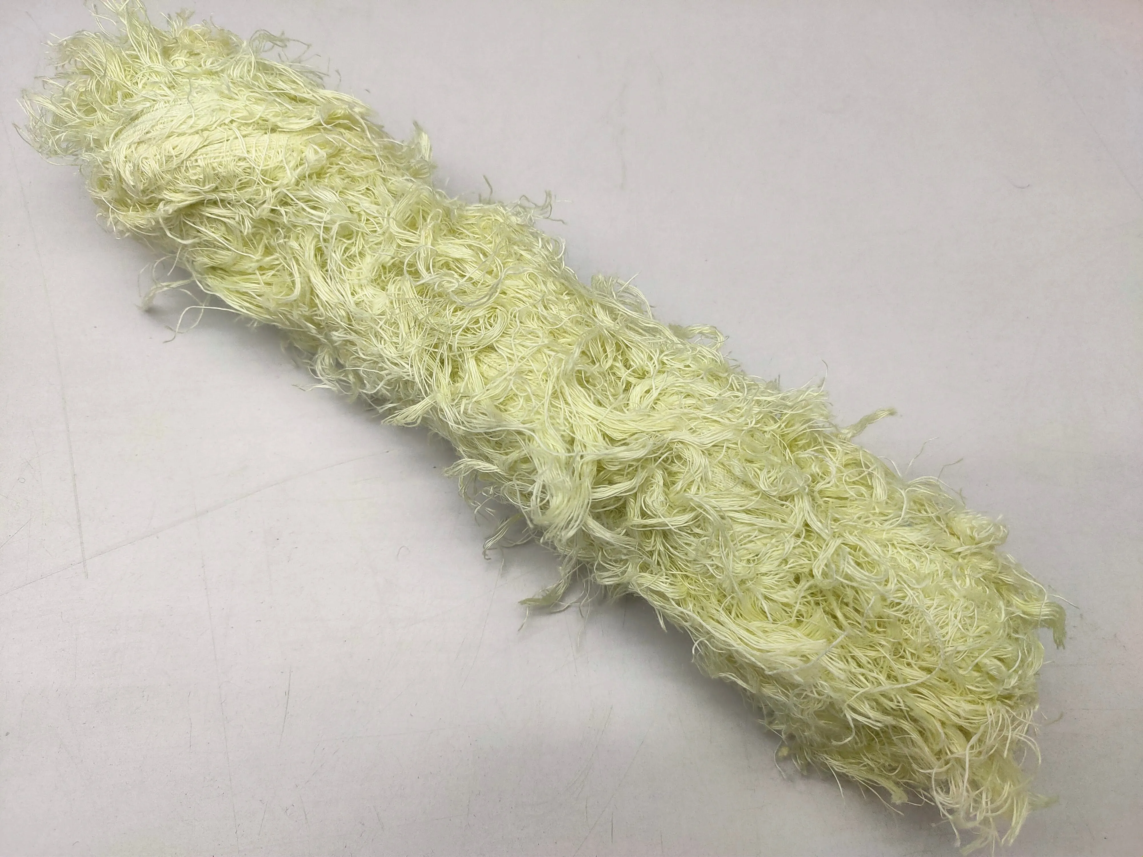 Linen Fuzzy Ribbon - Pista