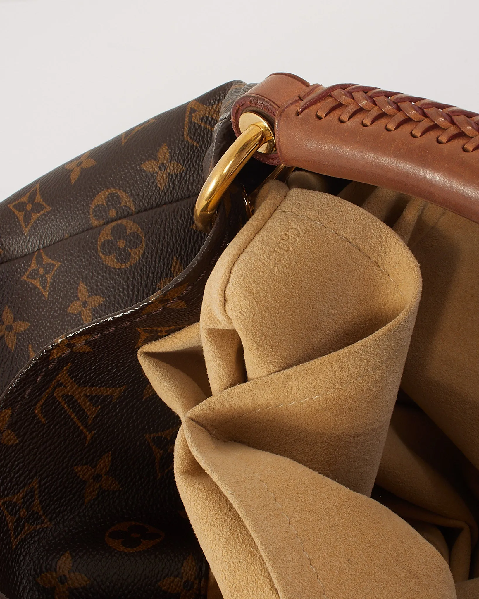 Louis Vuitton Monogram Coated Canvas Artsy MM Shoulder Bag