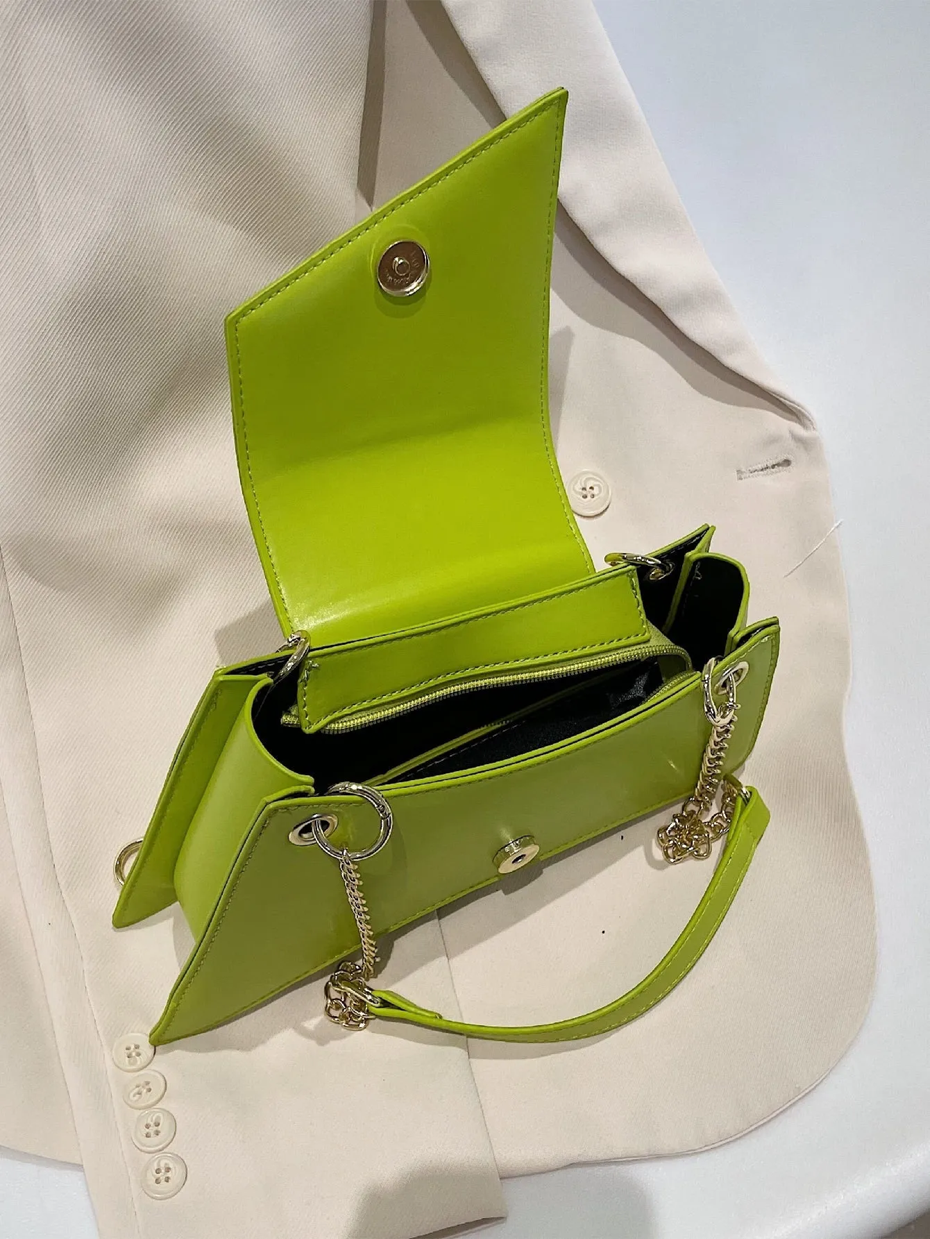 Neon Lime Chain Decor Flap Novelty Bag - Green- FD ⚡