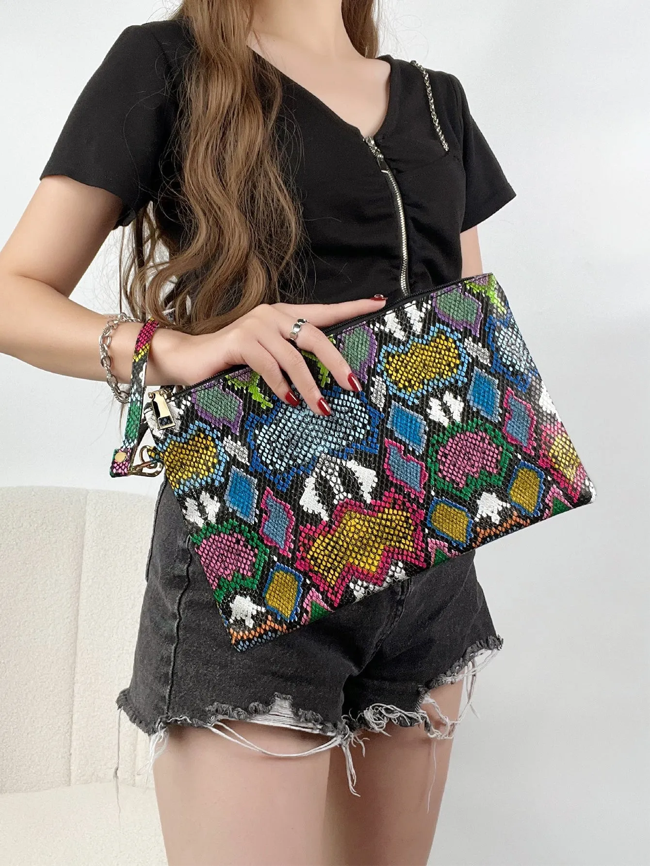 Snake Pattern Wristlet Clutch Bag