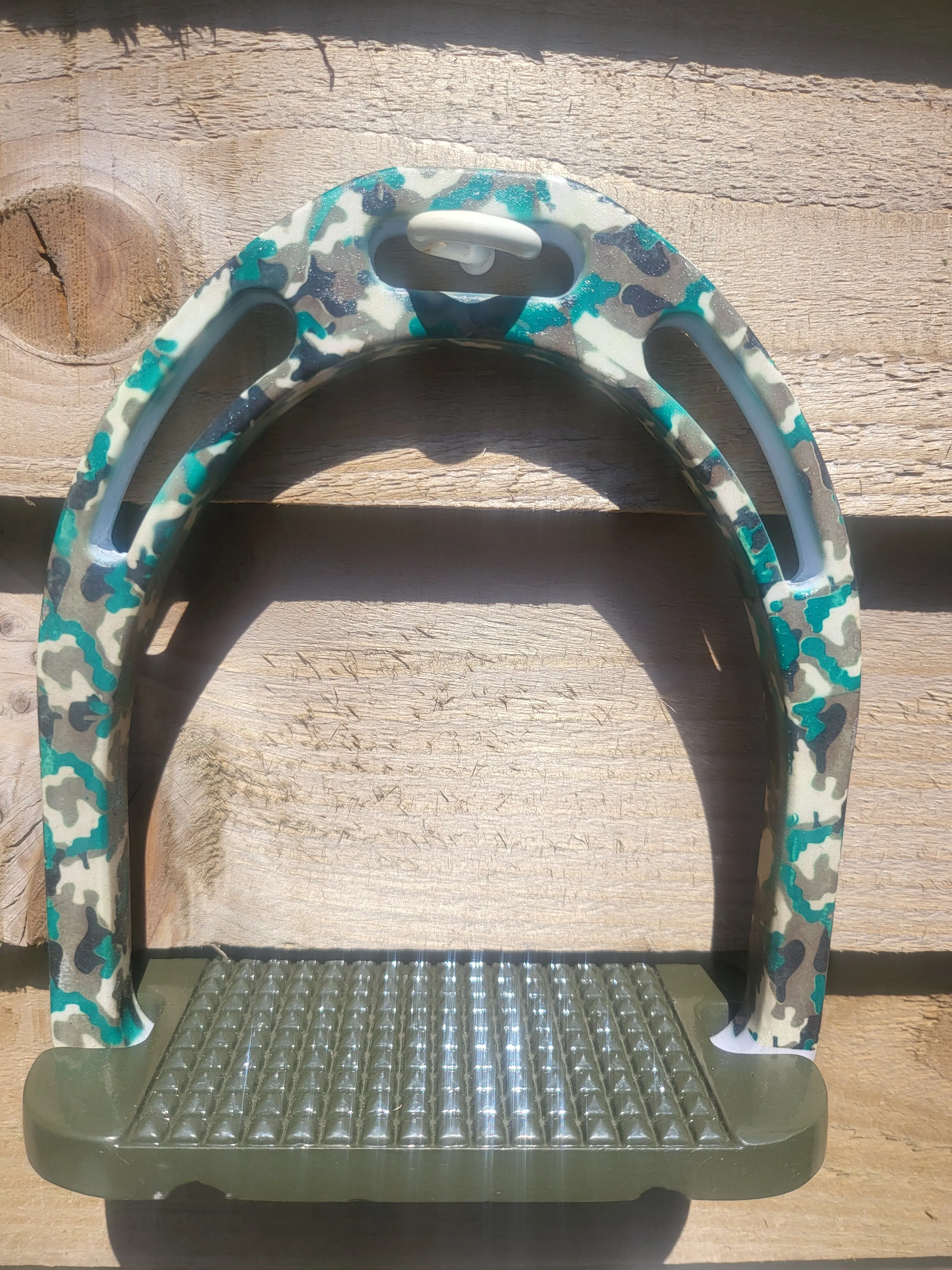 Stirrup Irons Unique Patterns