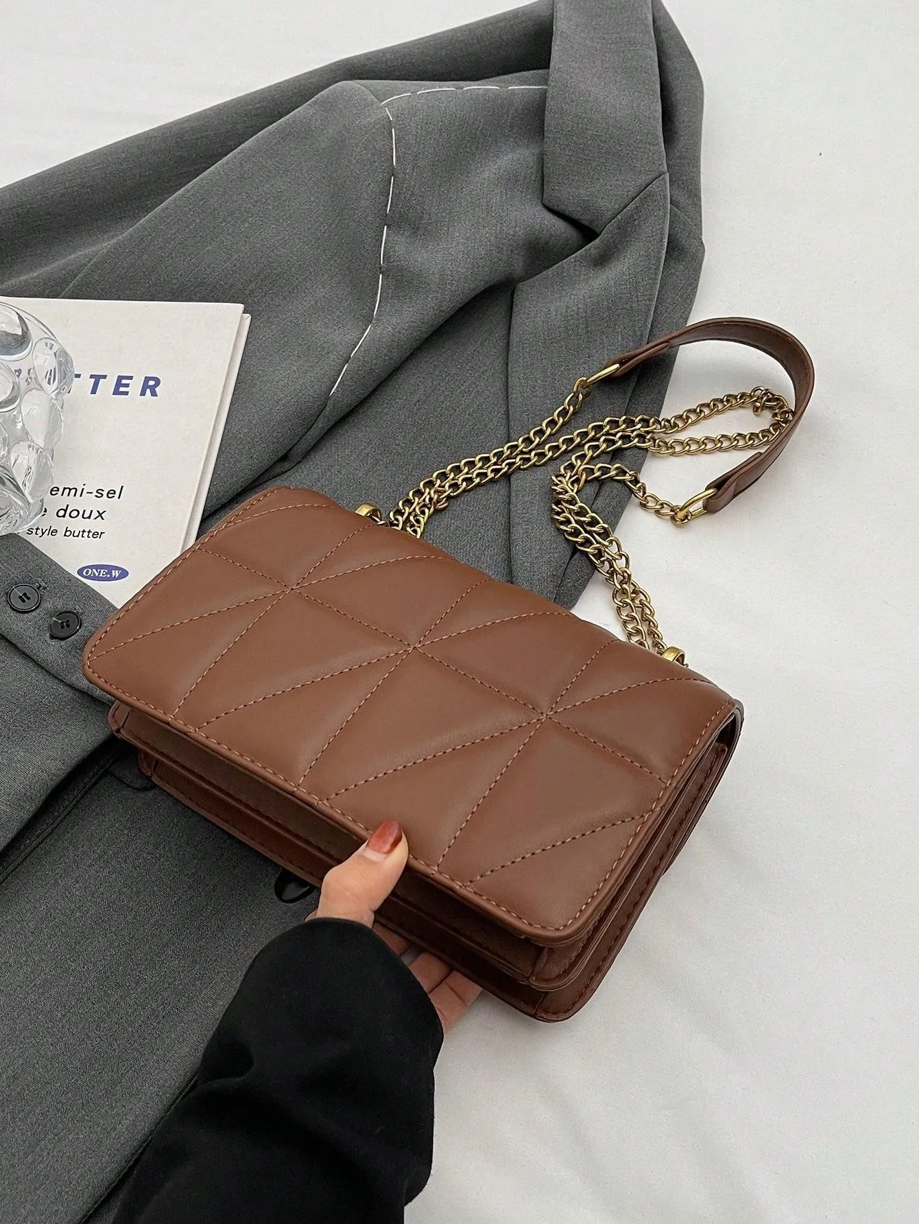 Stylish Quilted Flap Shoulder Bag With Metal Chain Strap