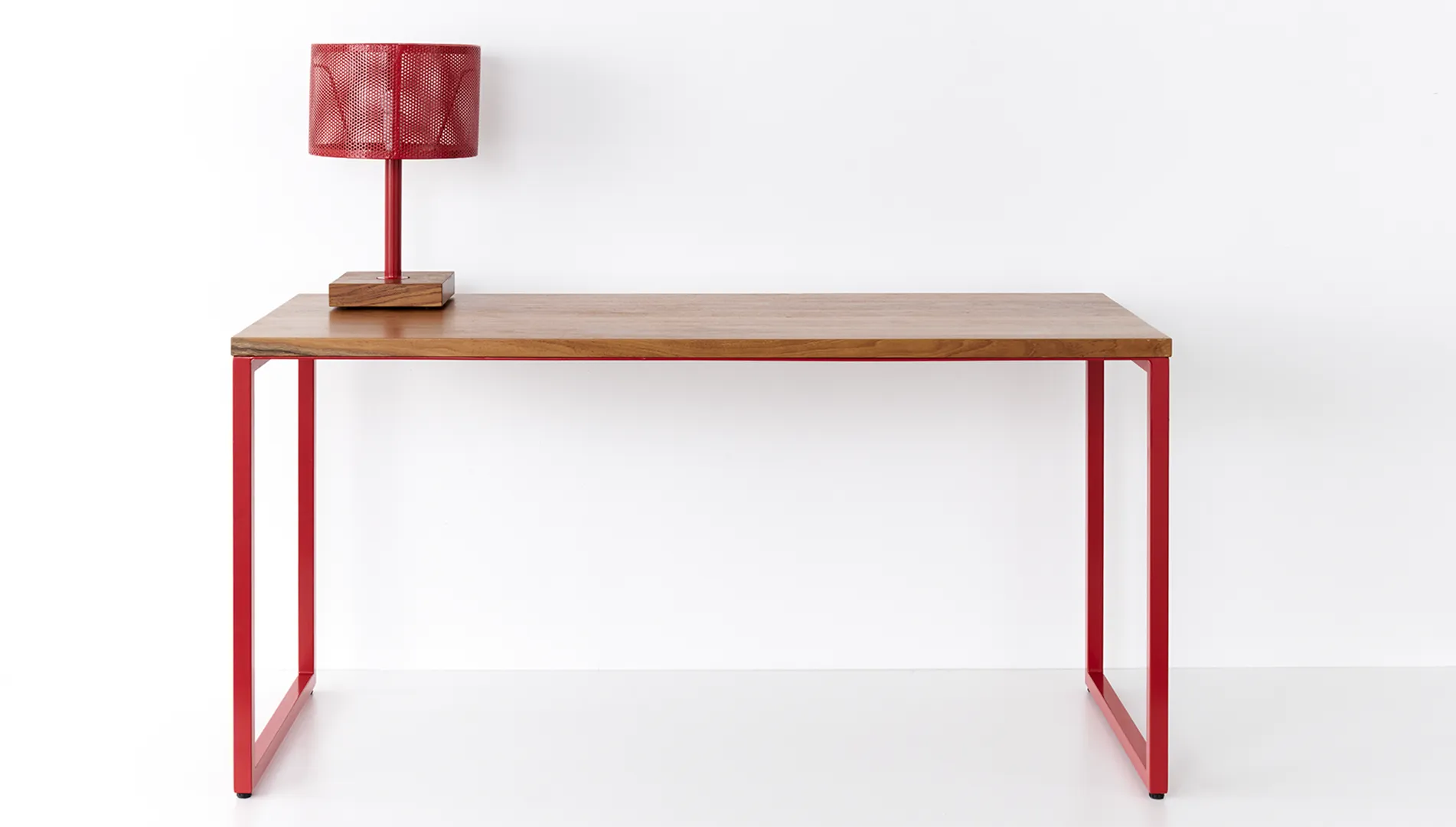 Suzy Desk