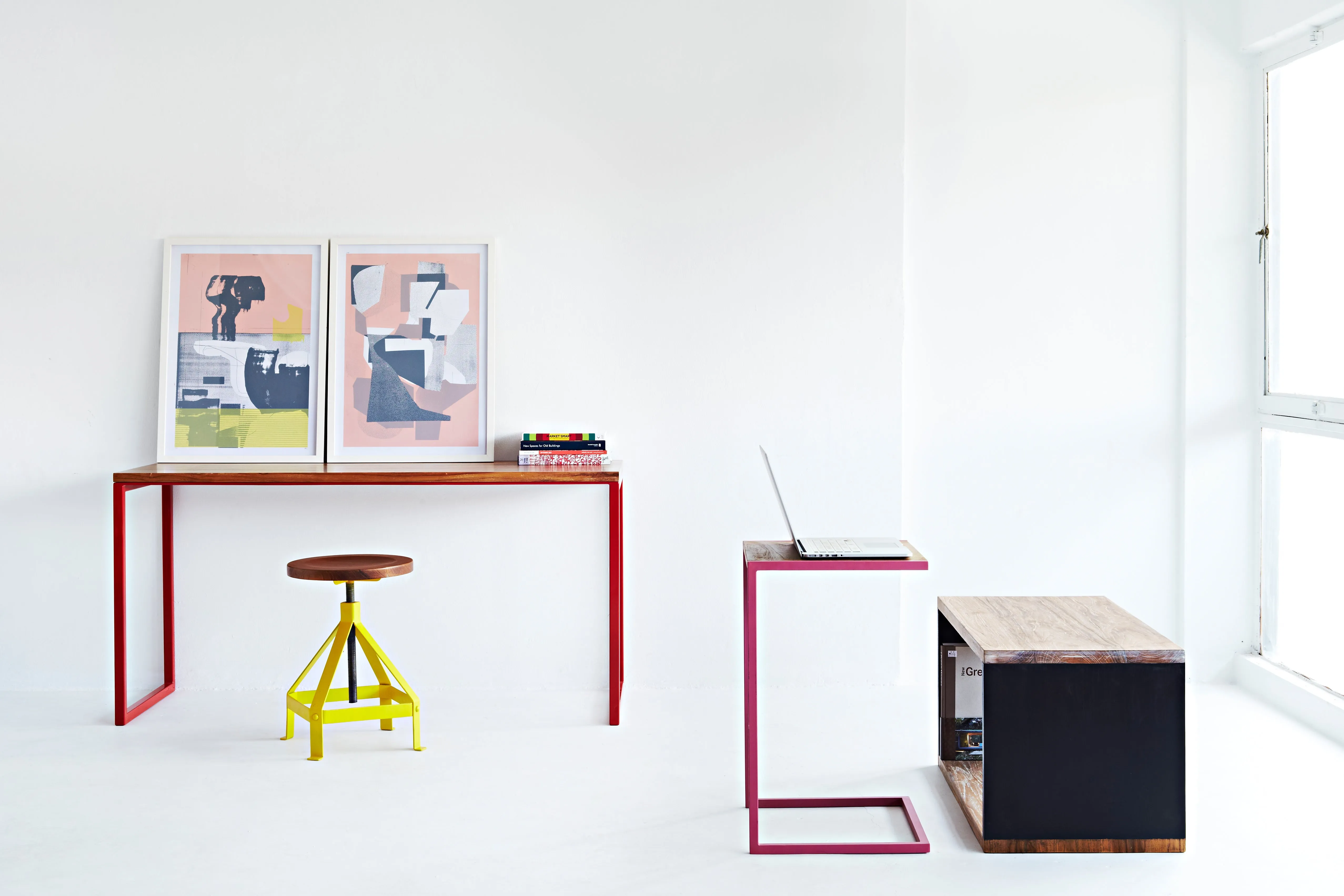 Suzy Desk