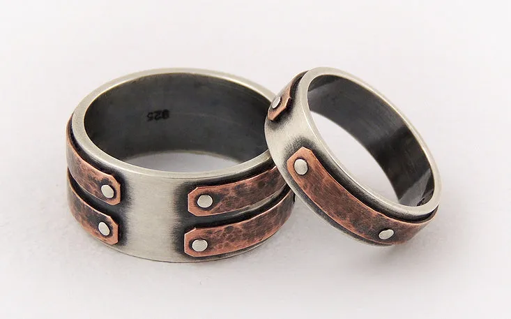 Unique wedding band set