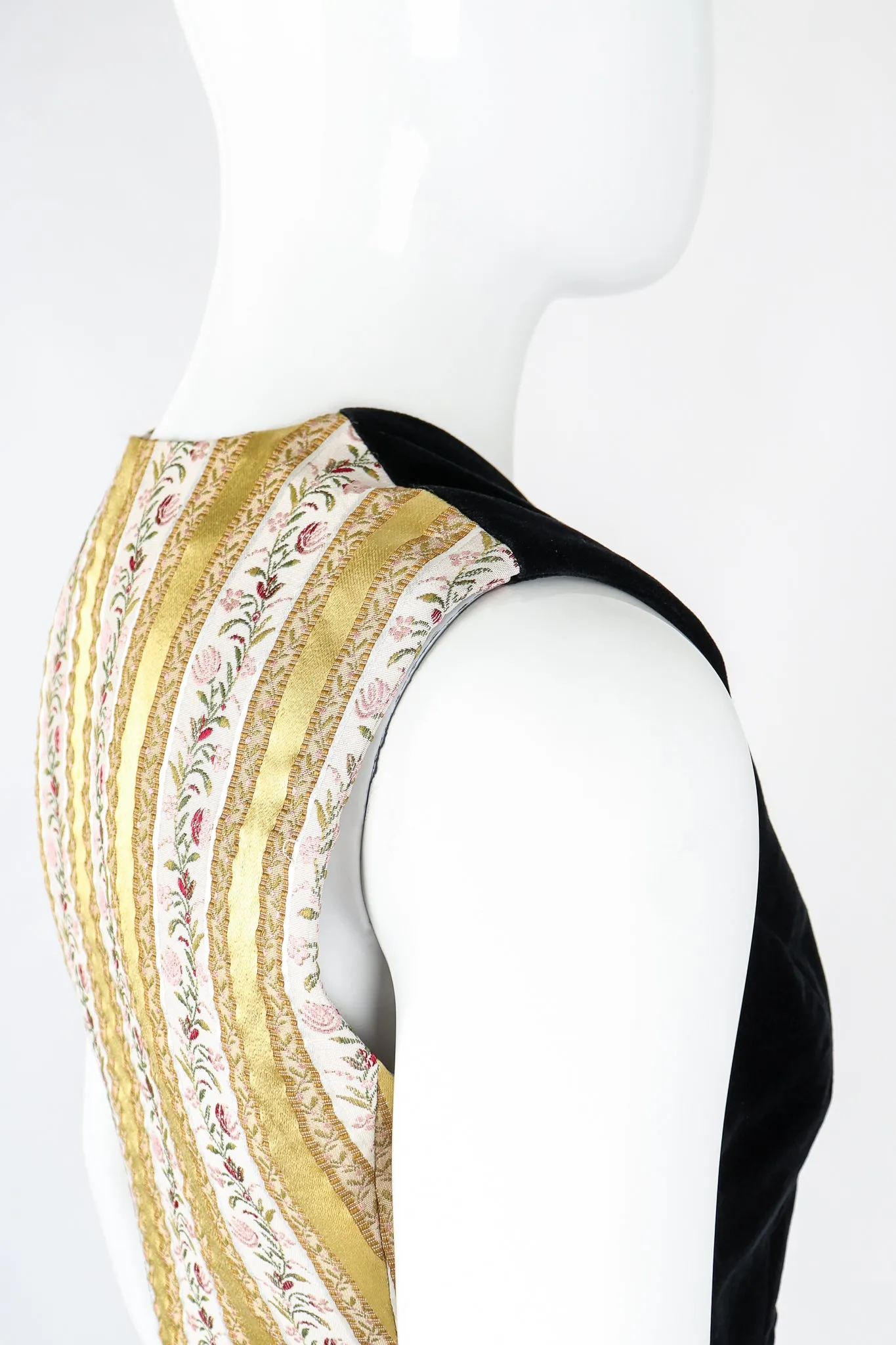 Velvet Ribbon Vest
